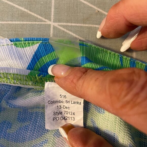 🌿 Lilly Pulitzer Liza Shorts – Size 10 – Limeade Roar of the Jungle  GUC🌿 - Picture 6 of 15